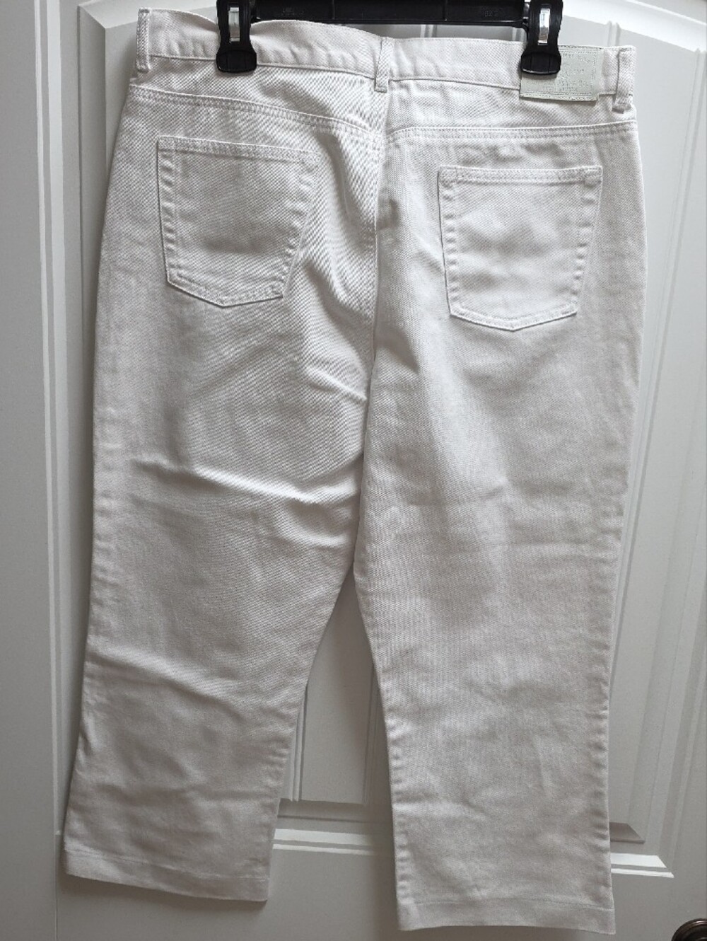 Lauren Ralph Lauren White Crop Jeans with Hand-Painted Floral Detail Waist 35 - Picture 2 of 7